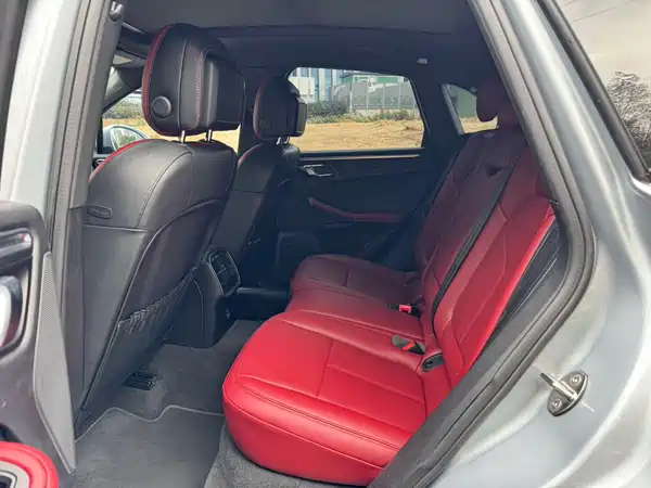 Porsche Macan 2020