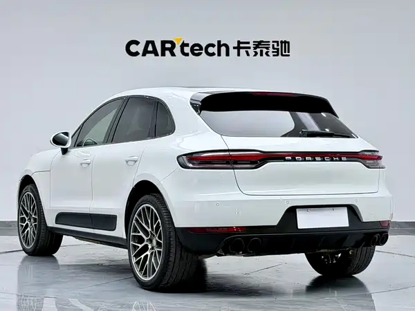 Porsche Macan 2021