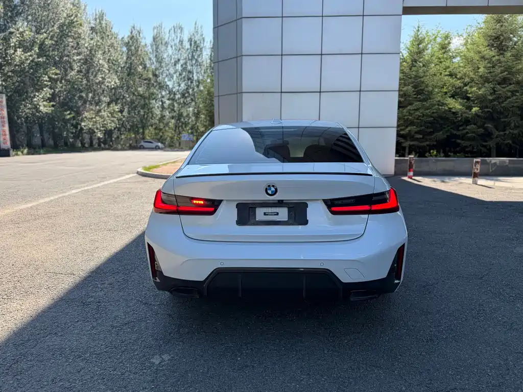 BMW 3 Series 2023