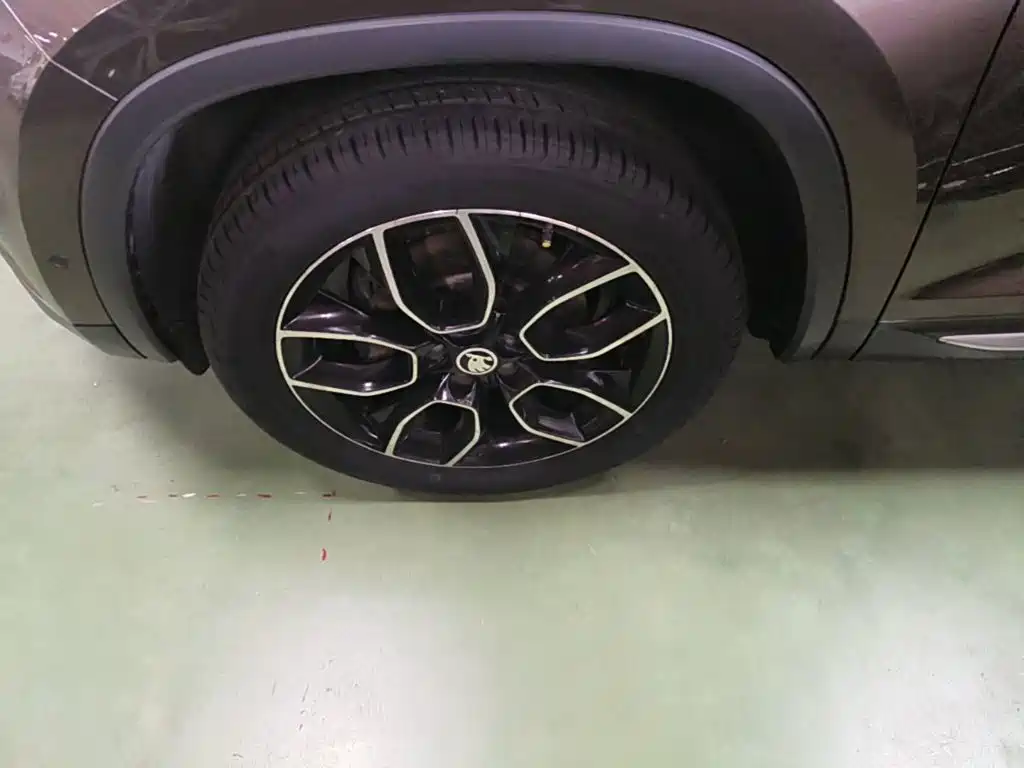 Skoda Kodiaq 2017 — фото 23