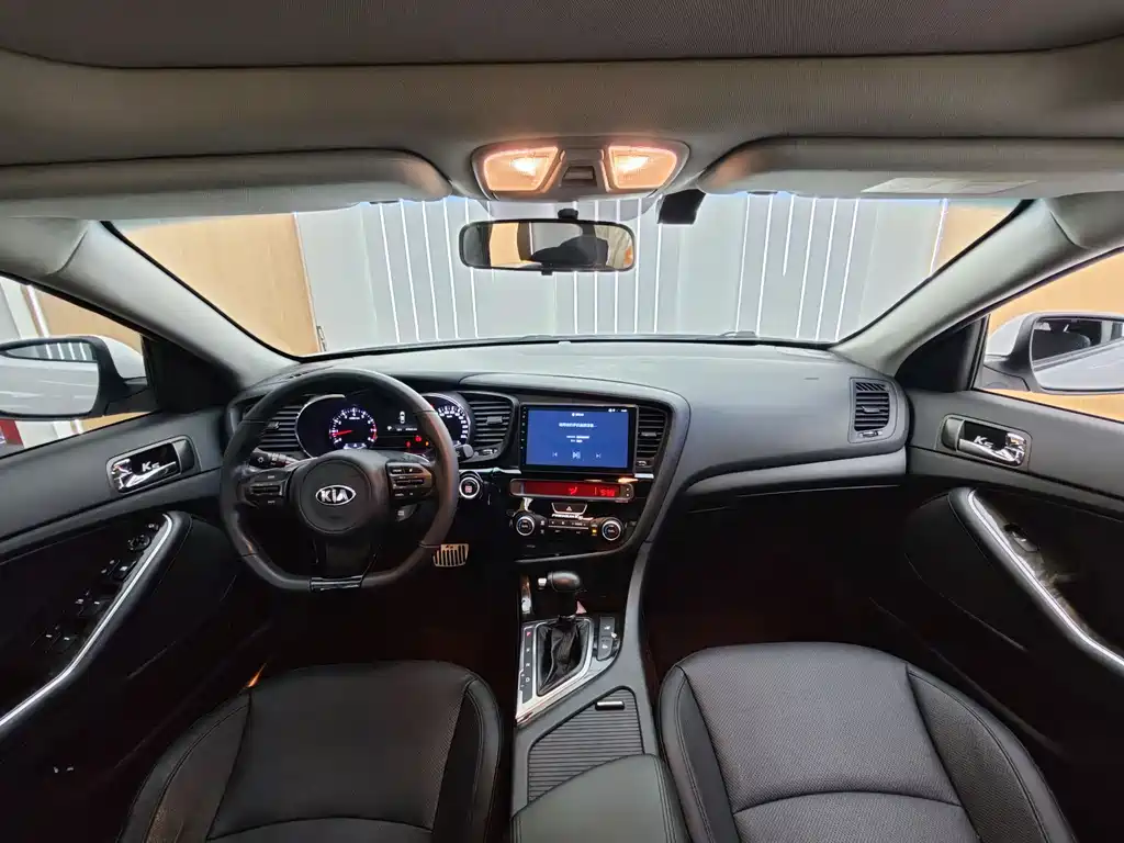 Kia K5 2015 — фото 10