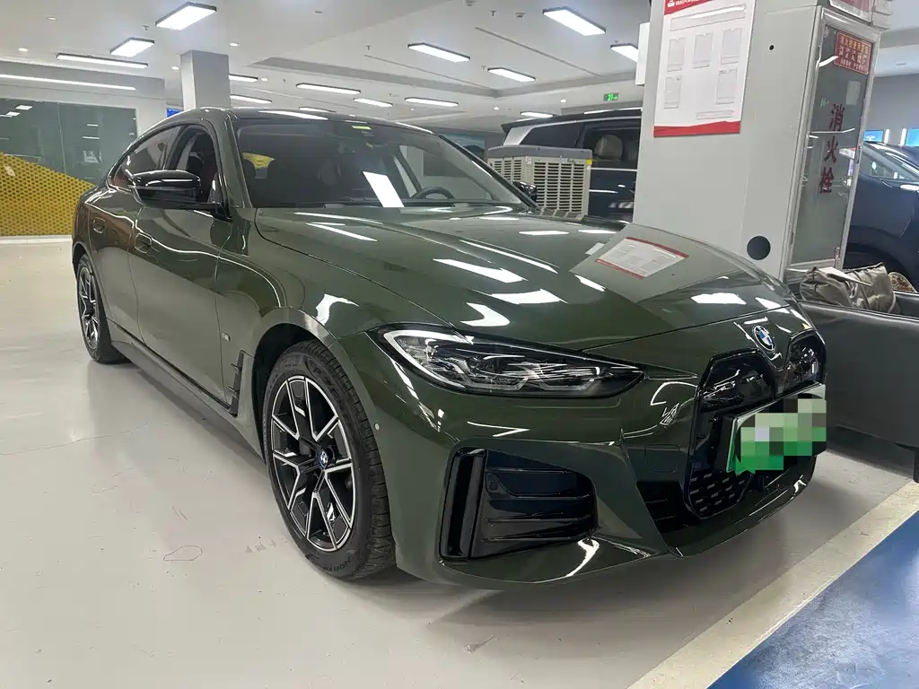 BMW i4 2024