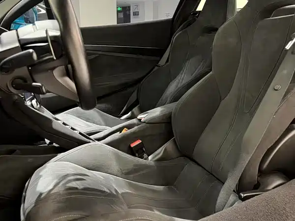 McLaren 720S 2020