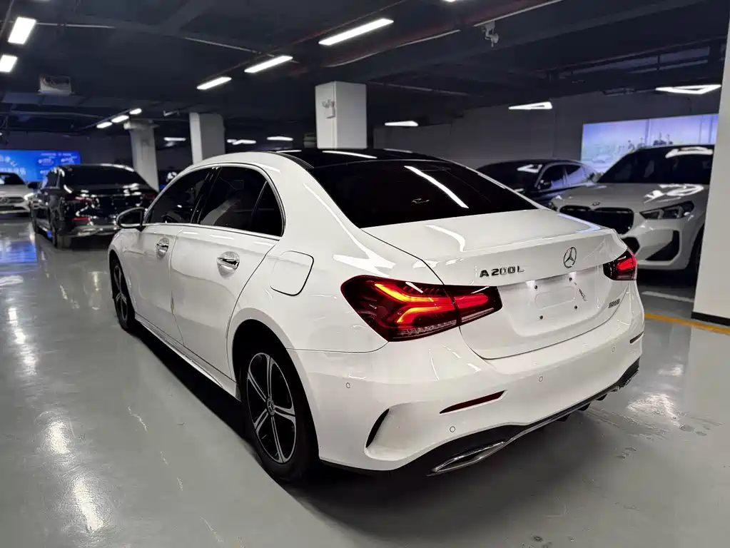 Mercedes-Benz A-Class 2023 — фото 6