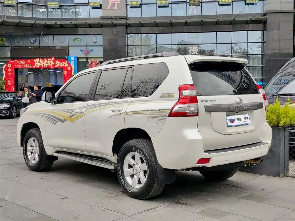 Toyota Prado 2017 — фото 4