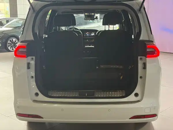 GAC Trumpchi M6 2022