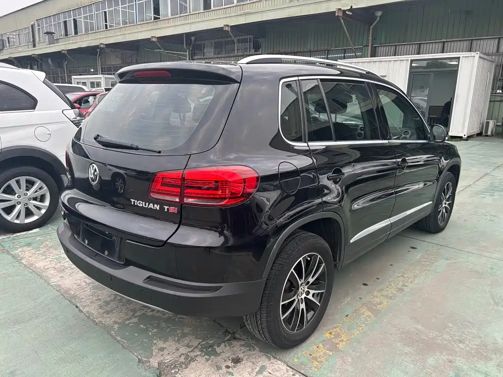 Volkswagen Tiguan 2016 — фото 14