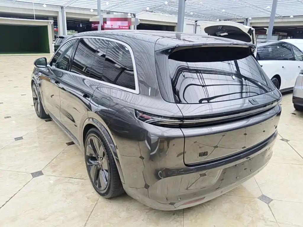 Li Auto Li L8 2023