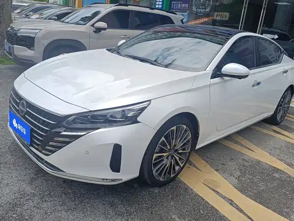 Nissan Teana 2022