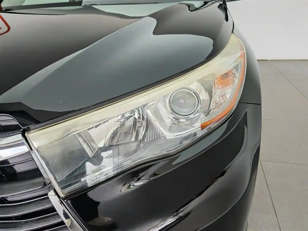 Toyota Highlander 2015