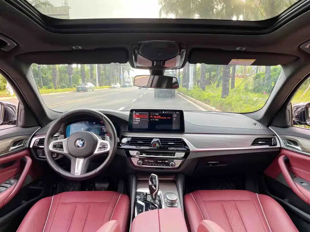 BMW 5 Series 2022