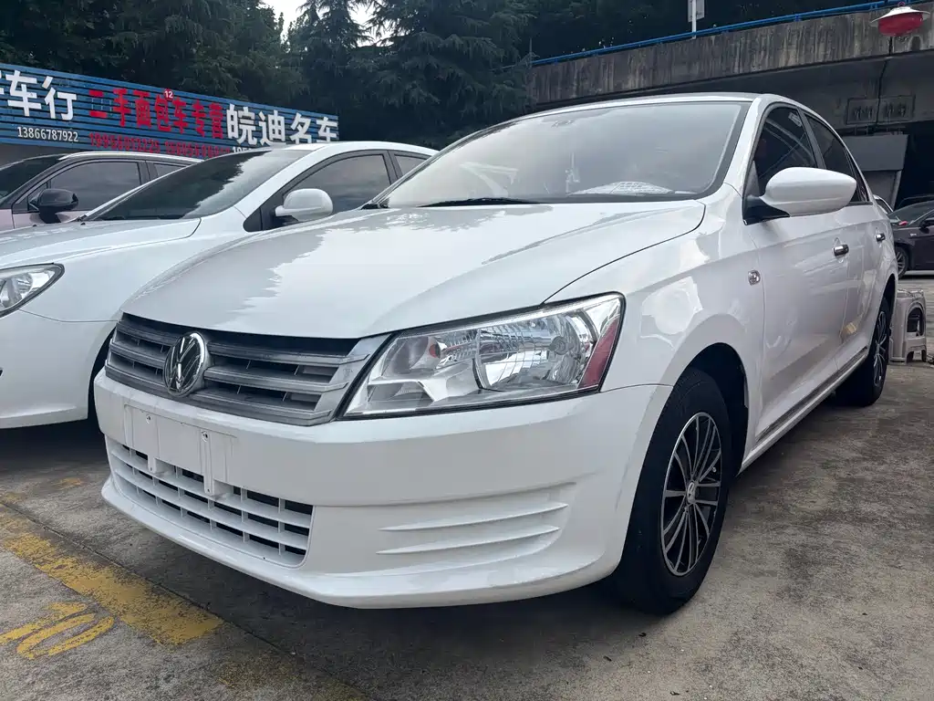 Volkswagen Santana 2014