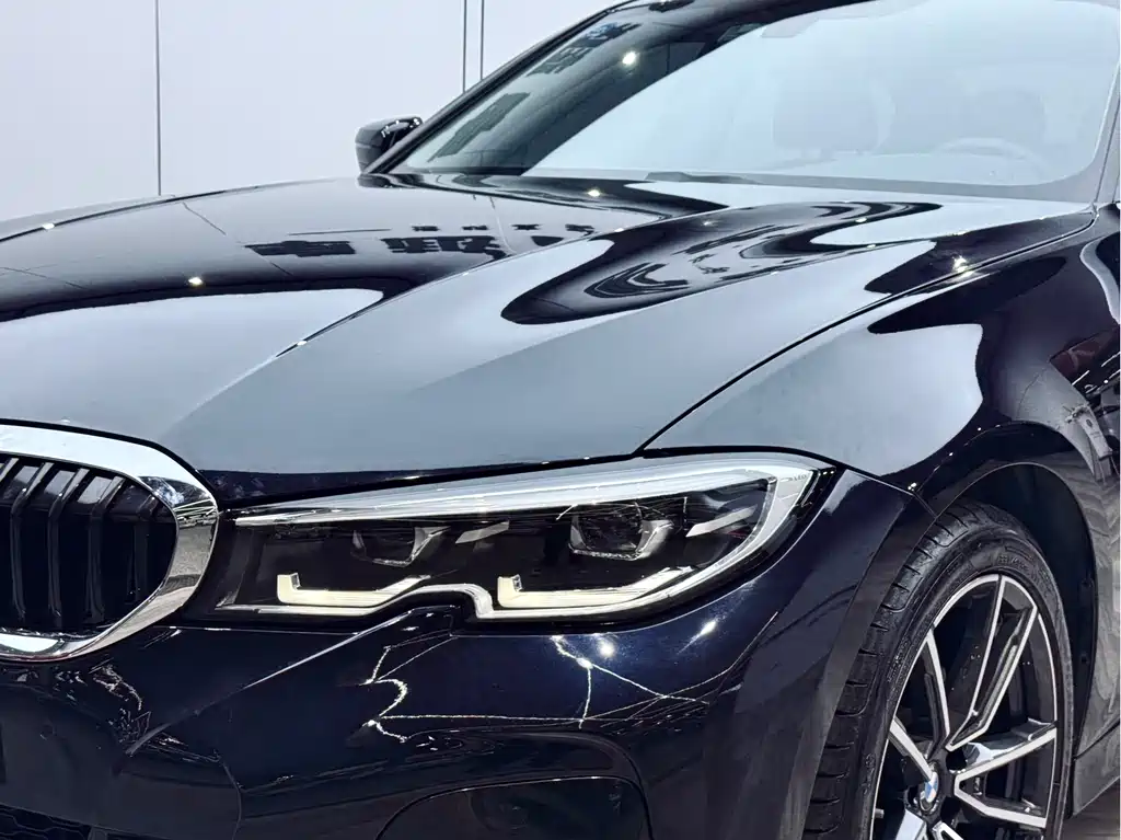 BMW 3 Series 2020 — фото 19