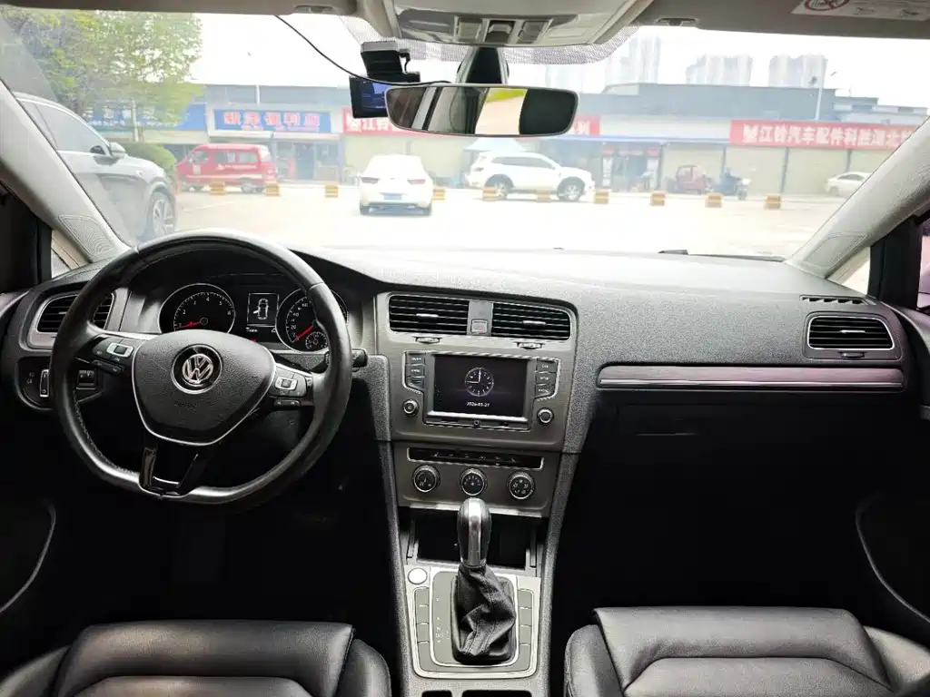Volkswagen Golf 2016