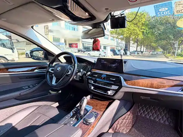 BMW 5 Series 2018