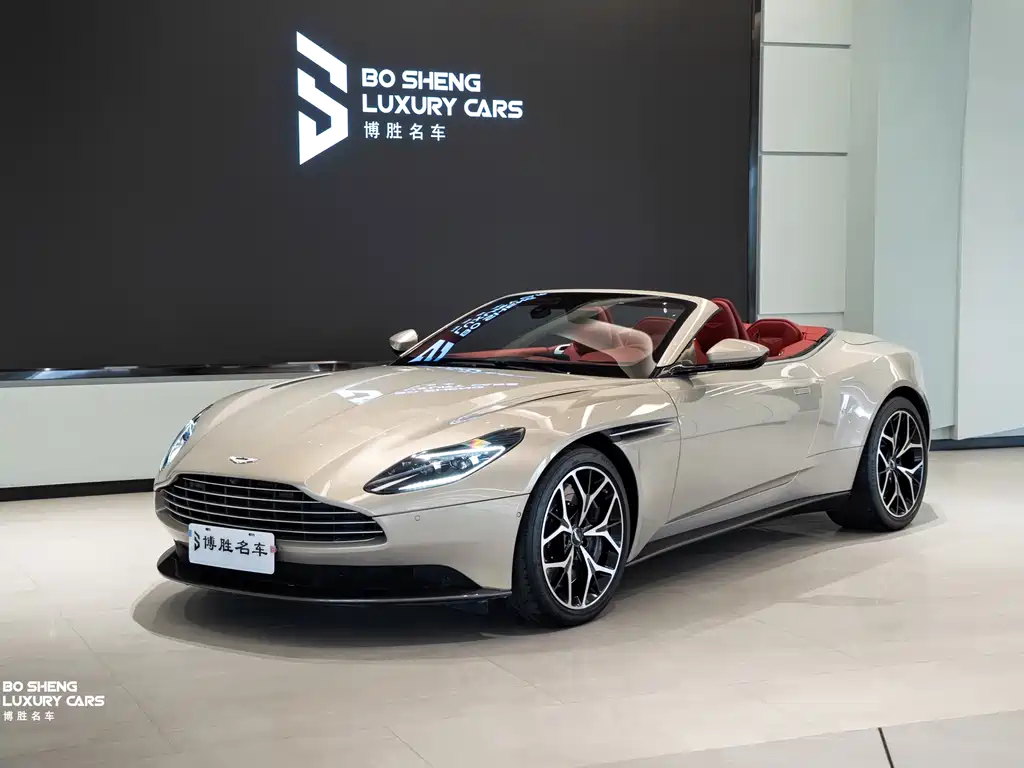 Aston Martin DB11 2018 — фото 31