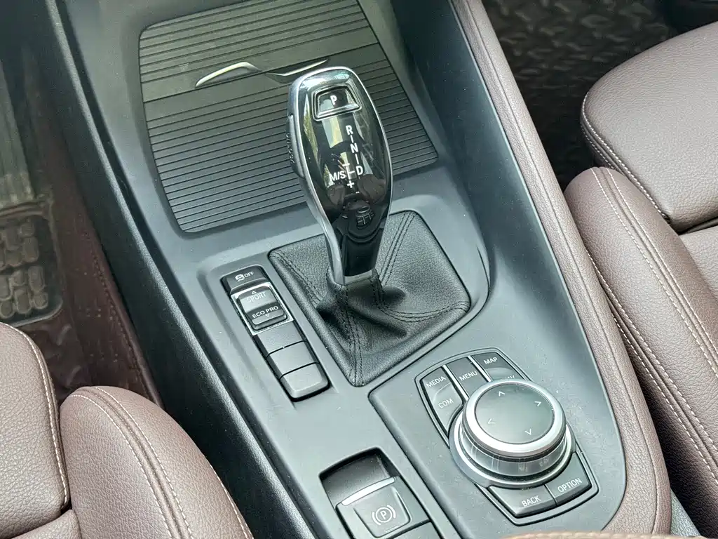 BMW X1 2020 — фото 12