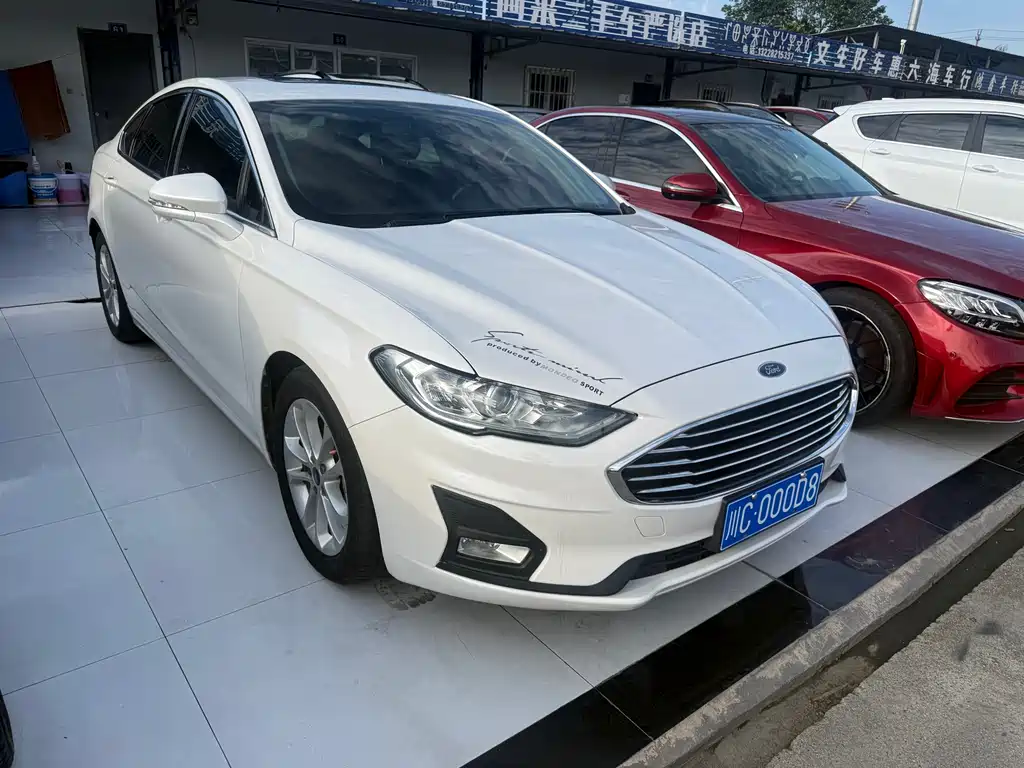 Ford Mondeo 2020 — фото 3