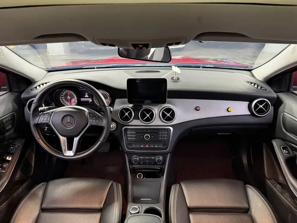 Mercedes-Benz GLA 2016 — фото 16
