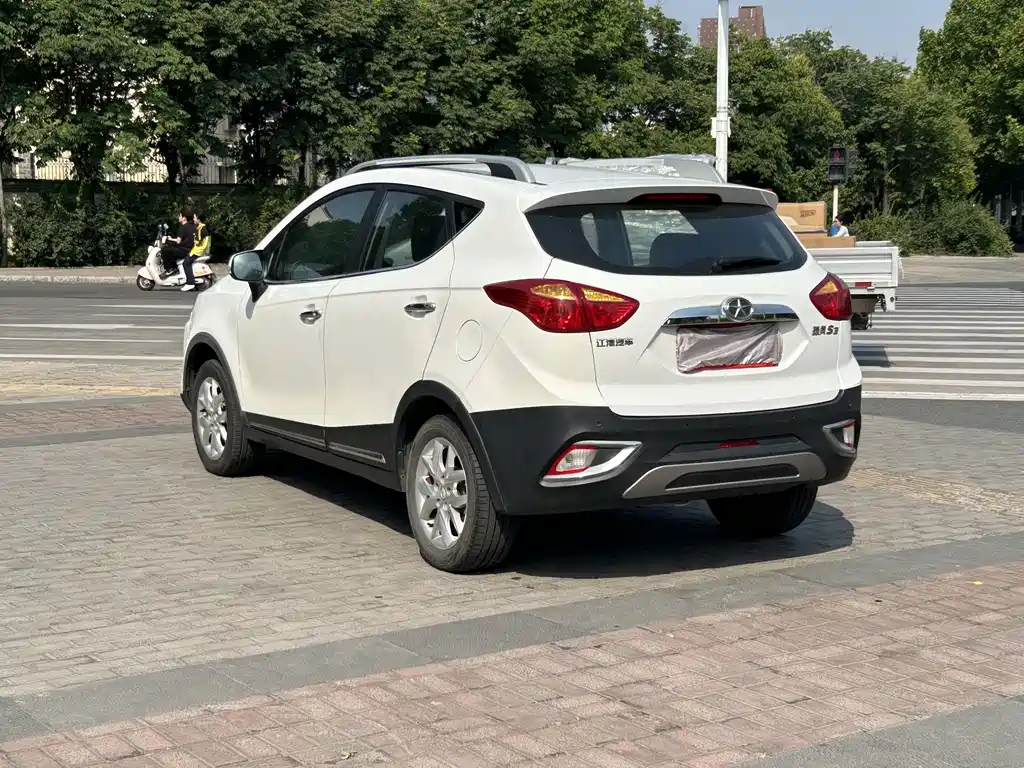 JAC Refine S3 2015