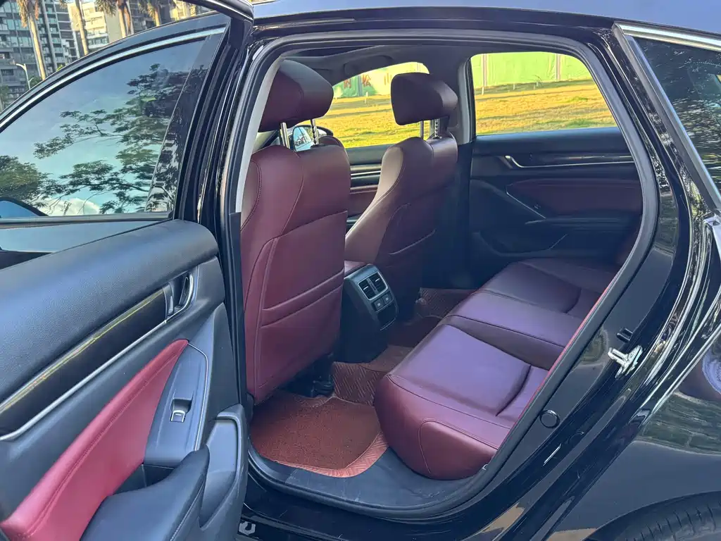 Honda Accord 2022 — фото 14
