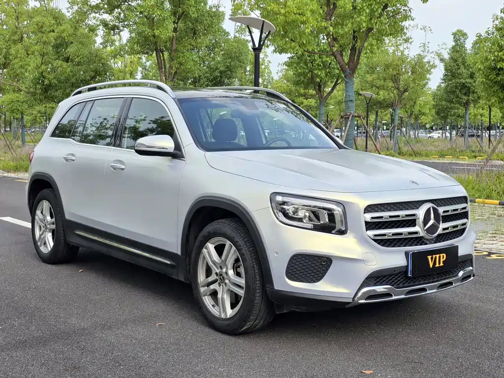 Mercedes-Benz GLB 2022