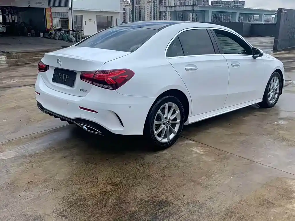 Mercedes-Benz A-Class 2021 — фото 18
