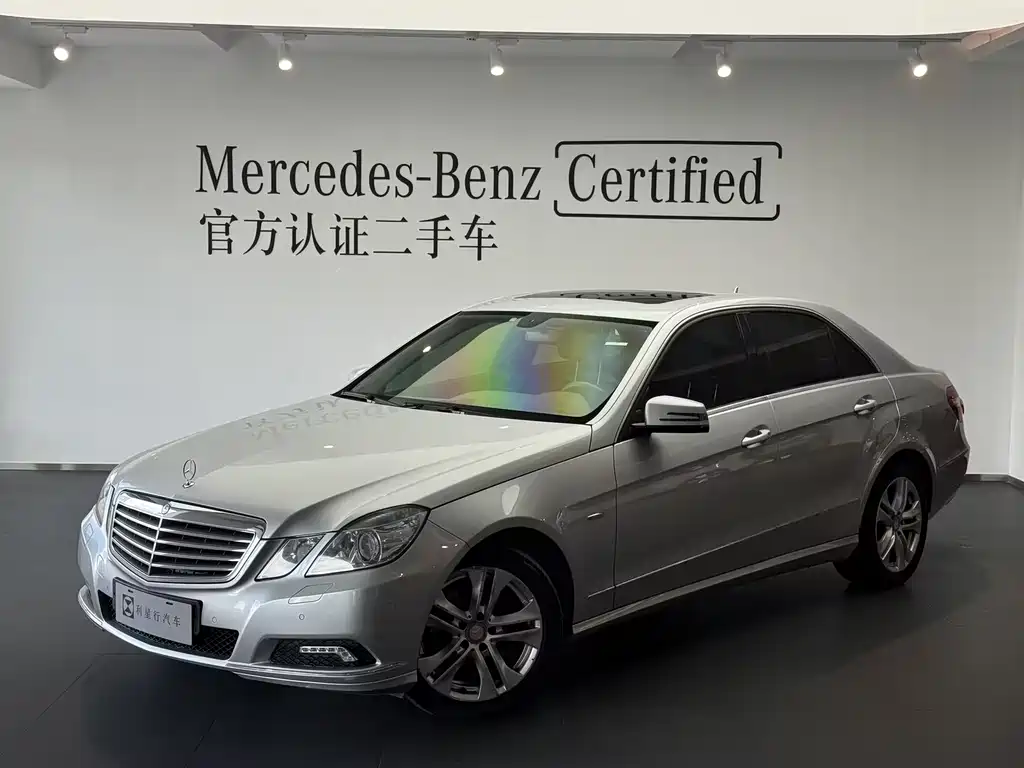 Mercedes-Benz E-Class 2010 — фото 1