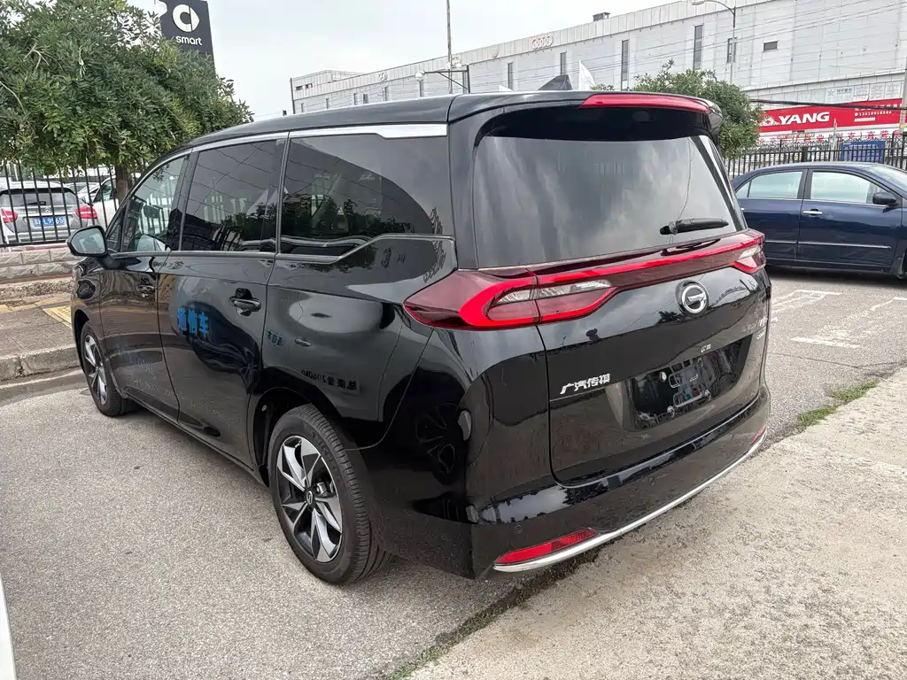GAC Motor Trumpchi M6 2022