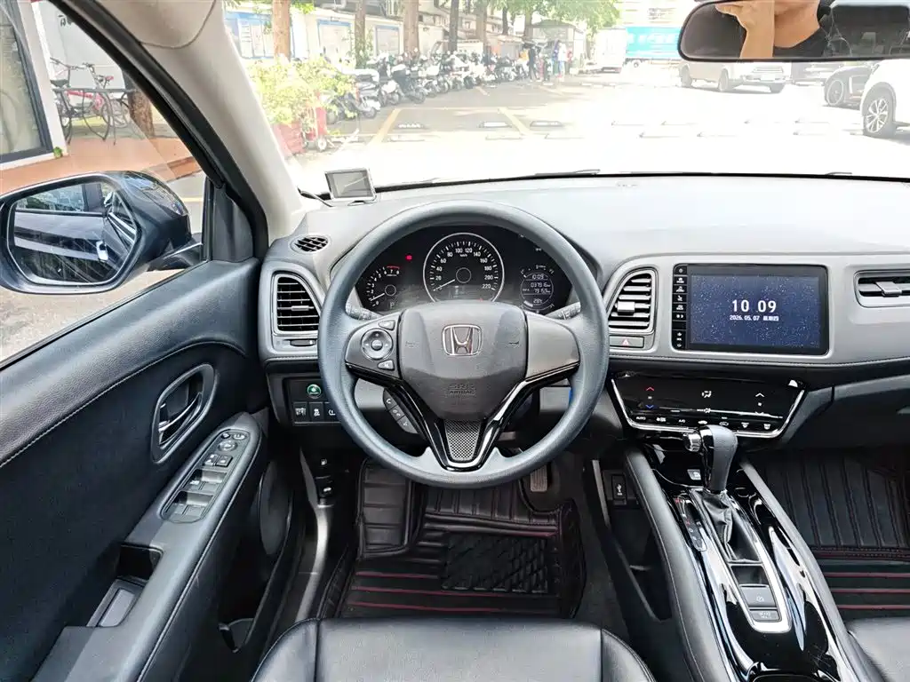 Honda Vezel 2022 — фото 18