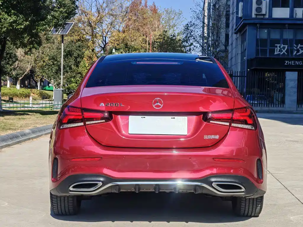 Mercedes-Benz A-Class 2020 — фото 3