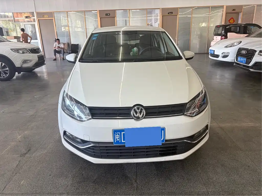 Volkswagen Polo 2016