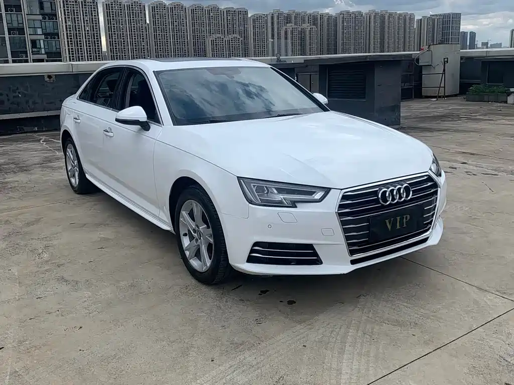 Audi A4L 2018