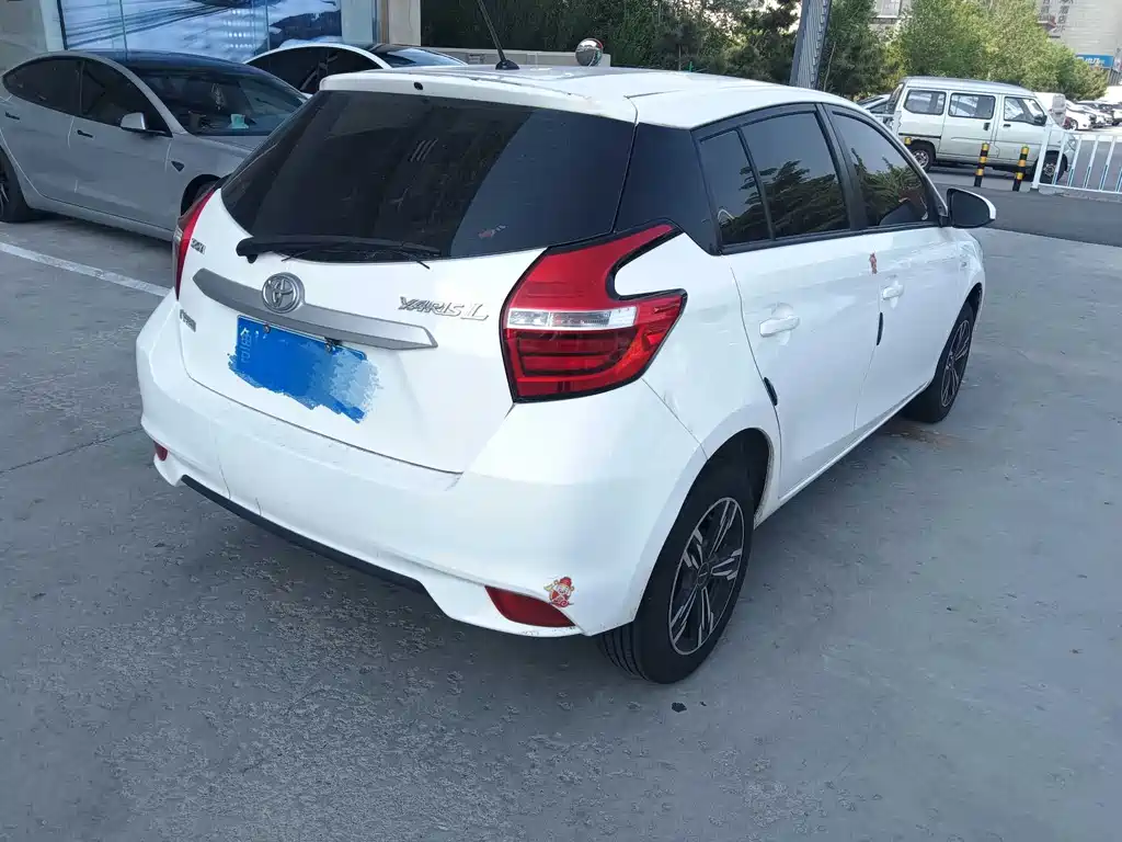 Toyota Yaris L 2018