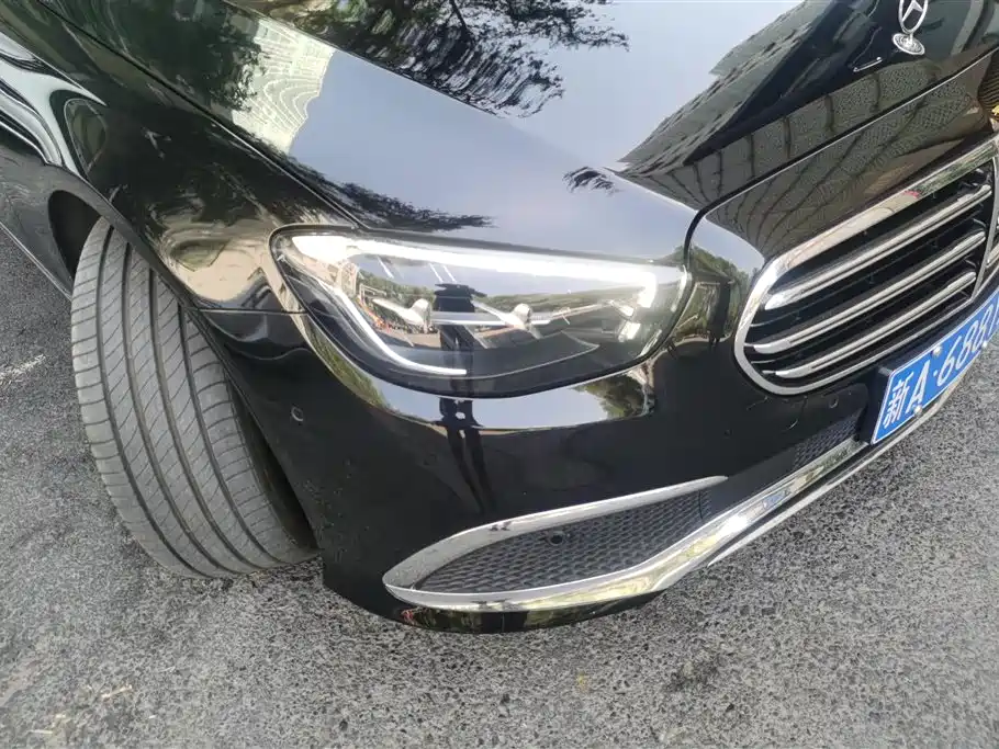 Mercedes-Benz E-Class 2023