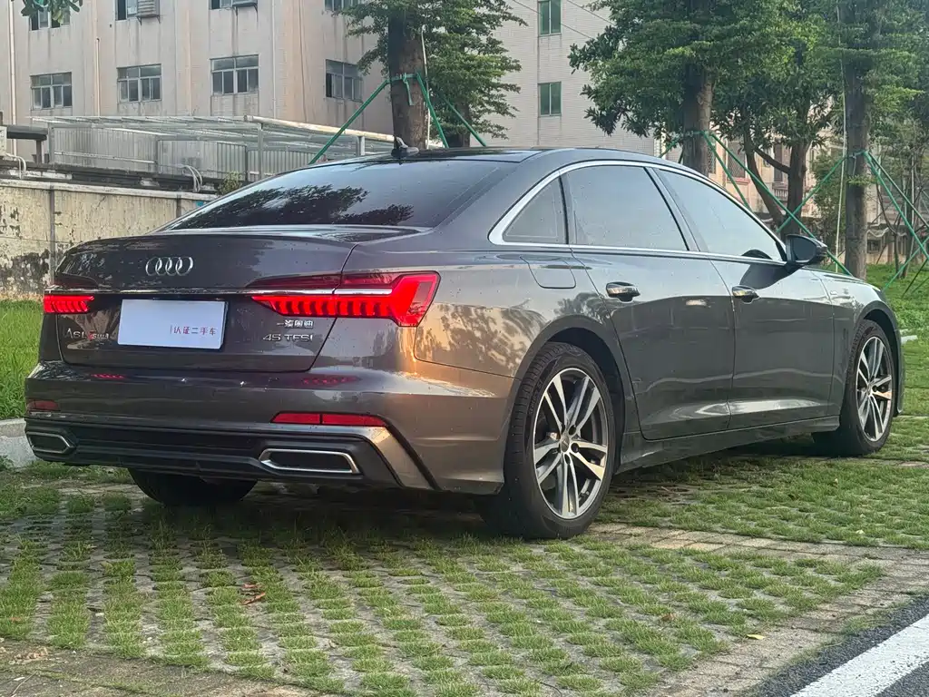 Audi A6L 2020 — фото 6