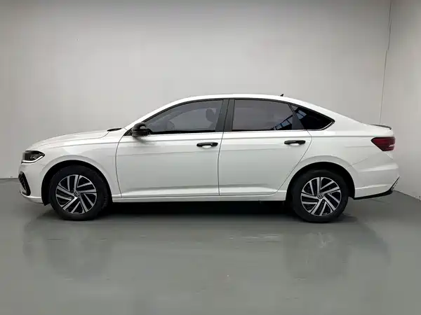 Volkswagen Lavida 2025
