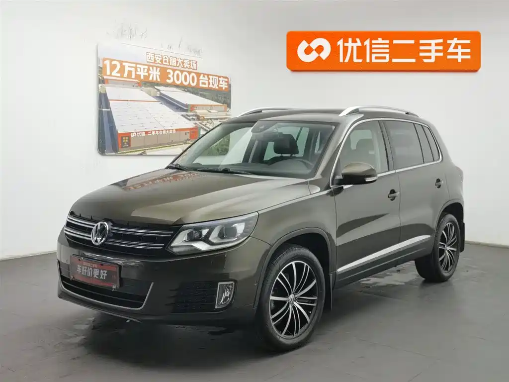 Volkswagen Tiguan 2015 — фото 1