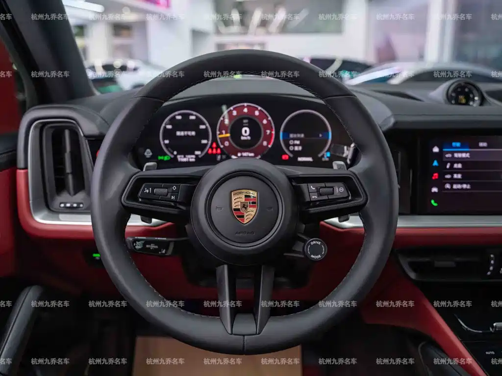 Porsche Cayenne 2025 — фото 16