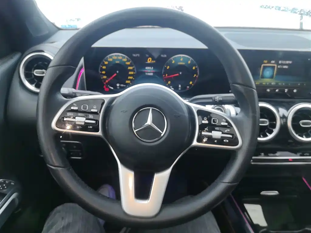 Mercedes-Benz GLB 2020 — фото 11