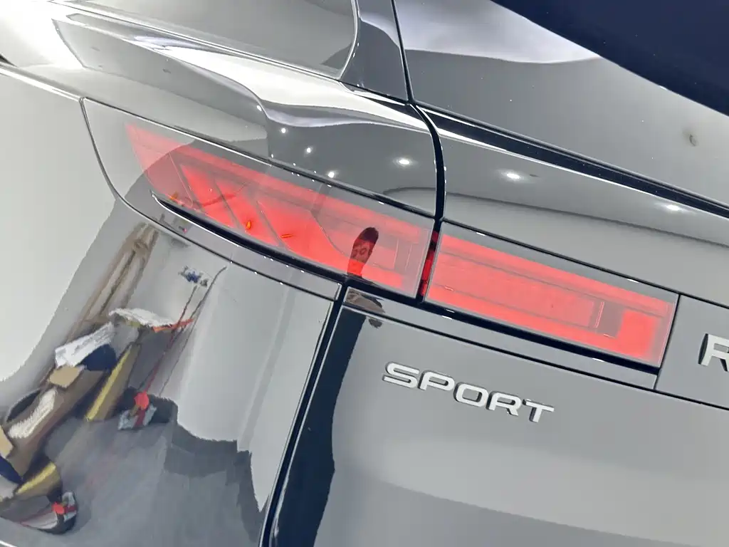 Land Rover Range Rover Sport 2024 — фото 18