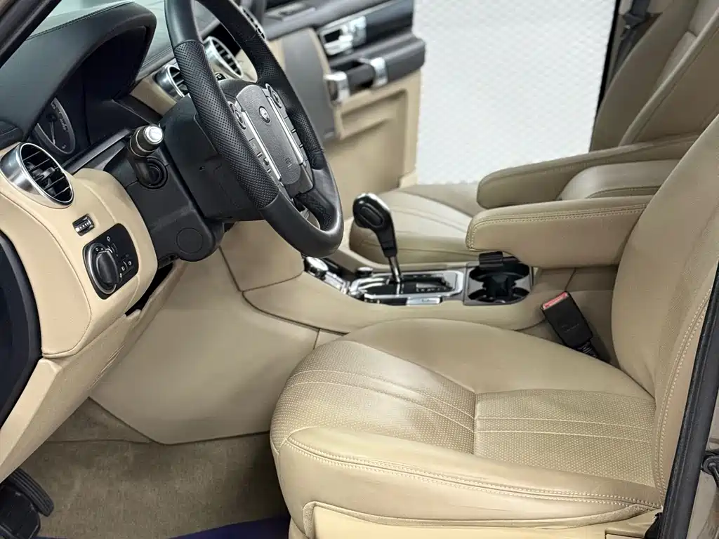 Land Rover Sport 2012 — фото 10