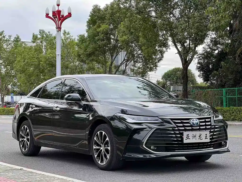 Toyota Avalon 2023 — фото 3