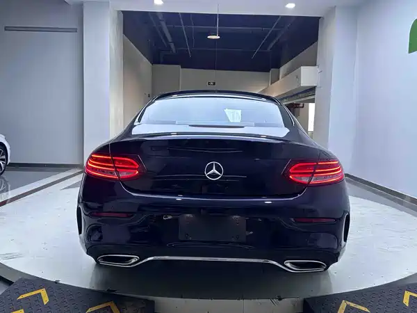 Mercedes-Benz C-Class 2021