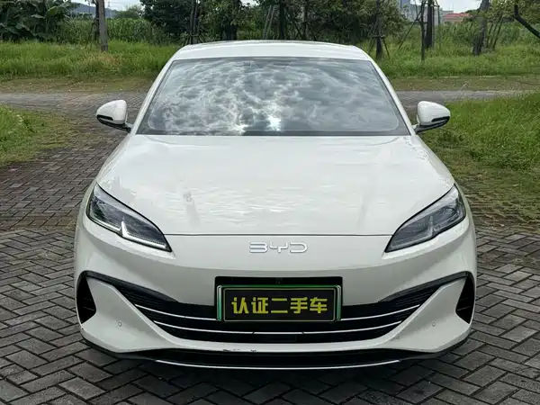 BYD Seal 06 2025