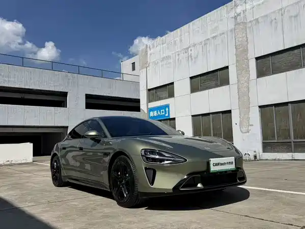 Xiaomi SU7 2025