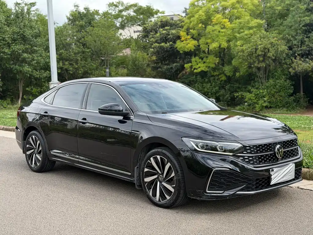 Volkswagen Passat 2021