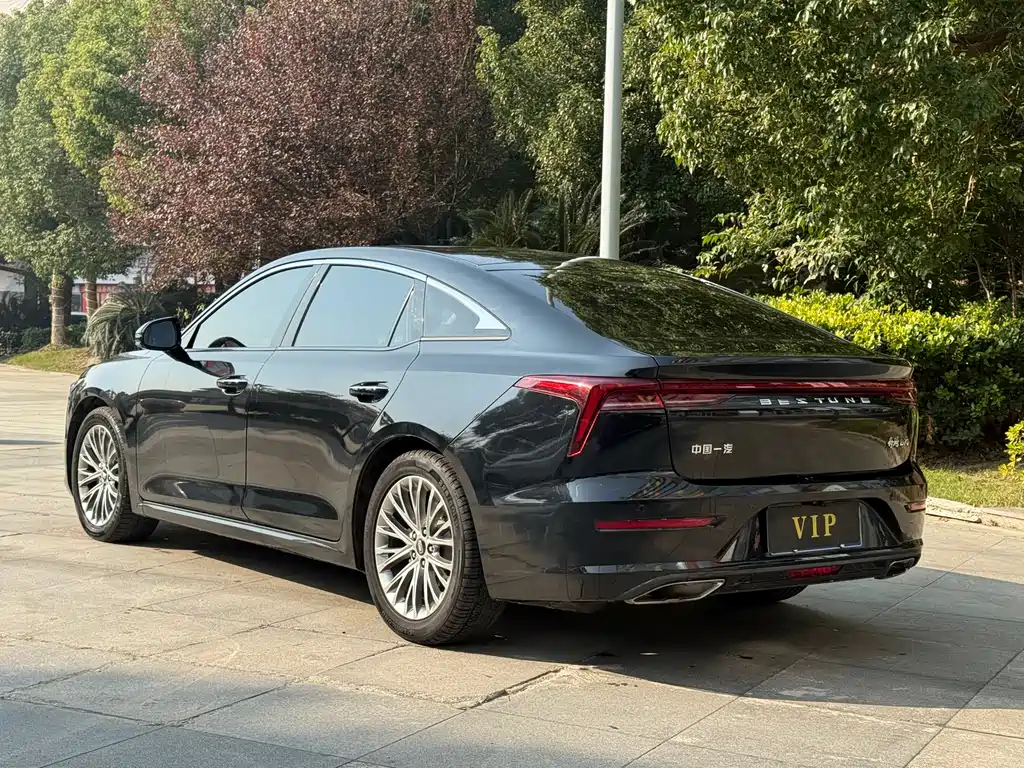 Bestune B70 2022 — фото 5