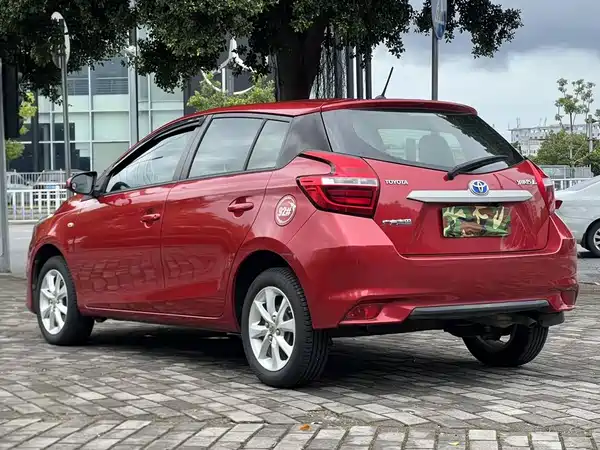 Toyota Yaris L 2017