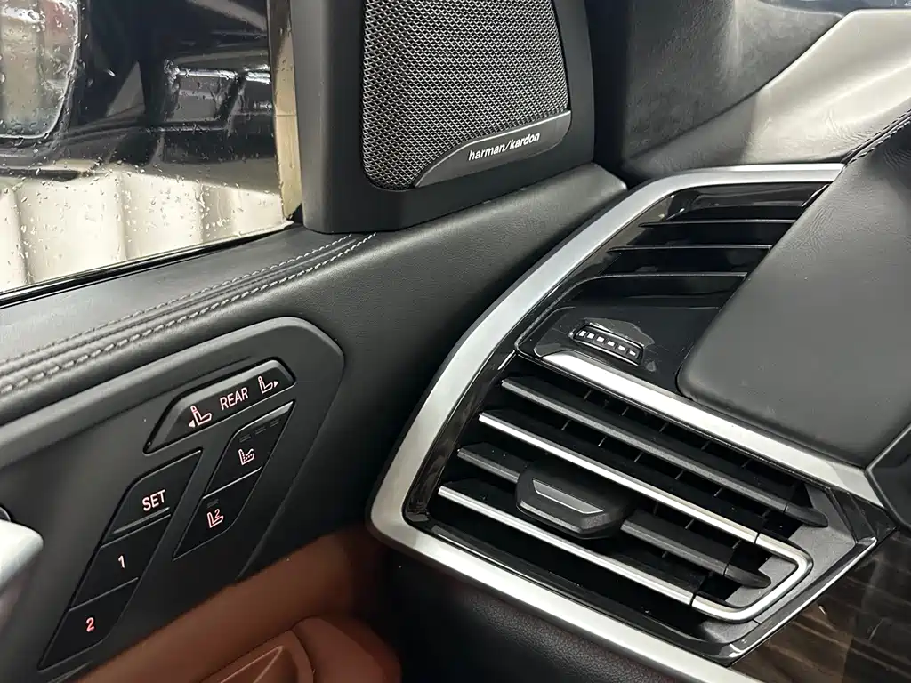 BMW X7 2022 — фото 19